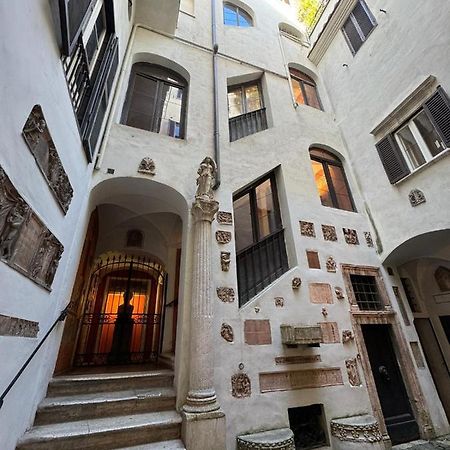 Rome Center, Luxury & History In Via Monserrato Extérieur photo