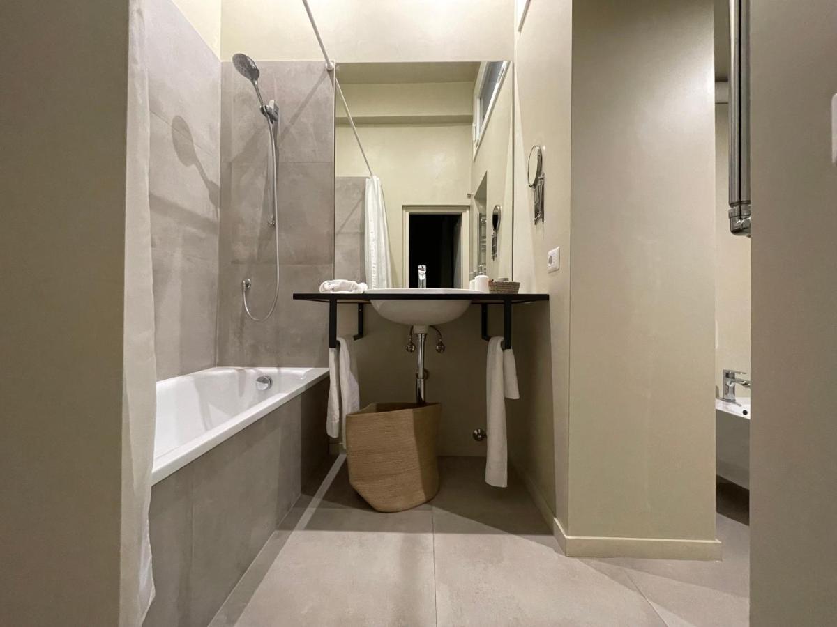 Rome Center, Luxury & History In Via Monserrato Extérieur photo